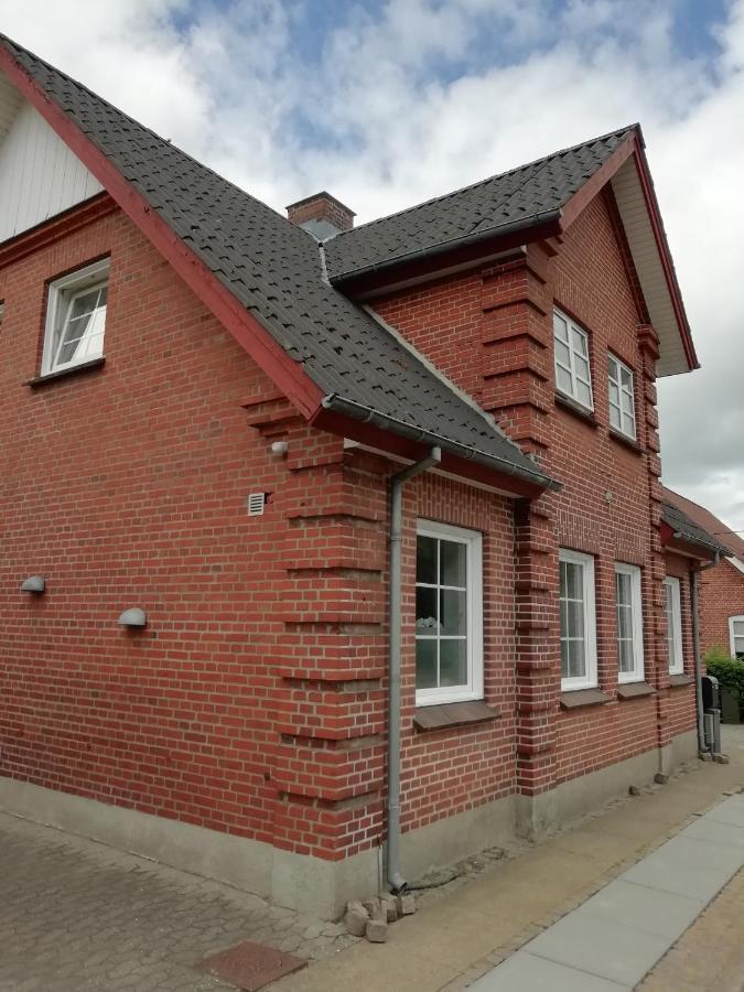 Like Home Holiday House 9 A Варде Екстериор снимка