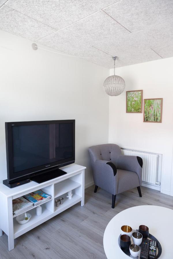 Like Home Holiday House 9 A Варде Екстериор снимка
