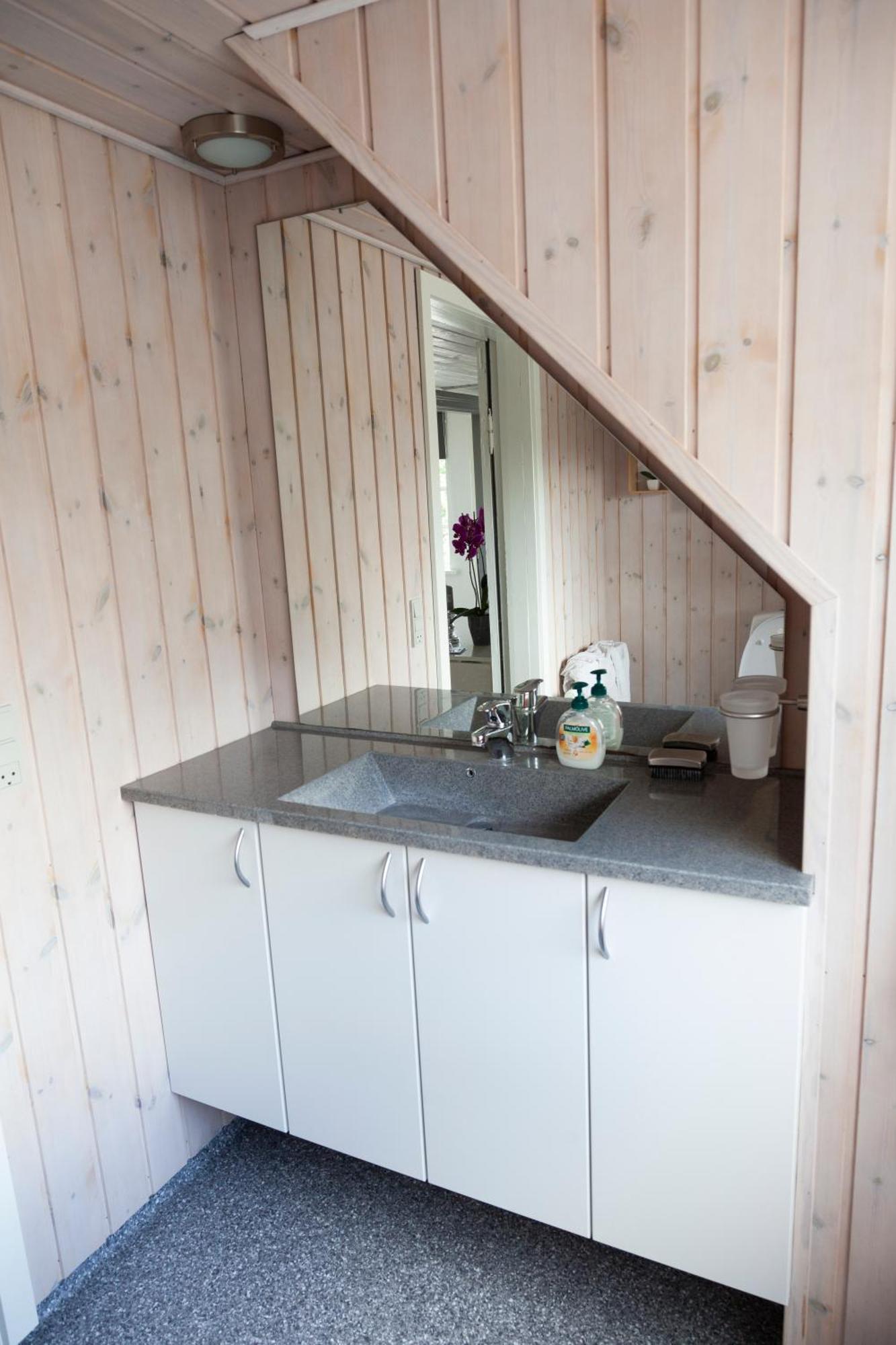 Like Home Holiday House 9 A Варде Стая снимка